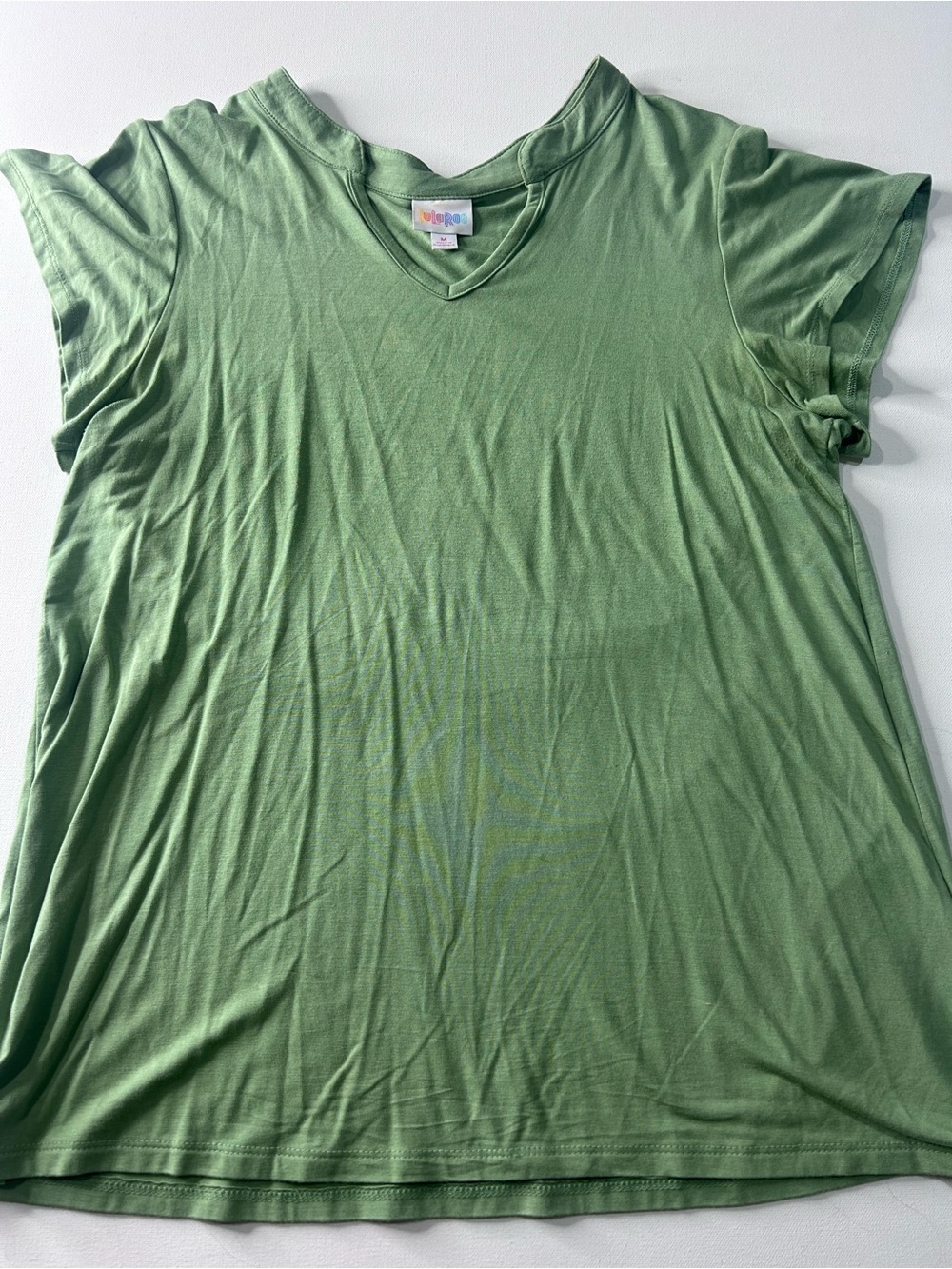 Lularoe Medium Green V-Neck Short Sleeve T-Shirt